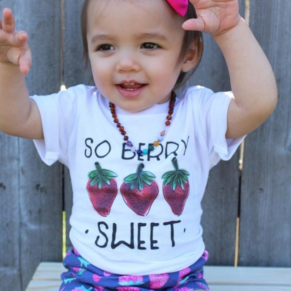 SO BERRY SWEET Girls' Short Set - Picture 3 of 5